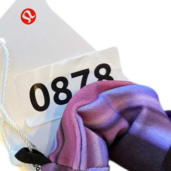 NWT Lululemon uplifting scrunchie PURPLE - Picture 5 of 5